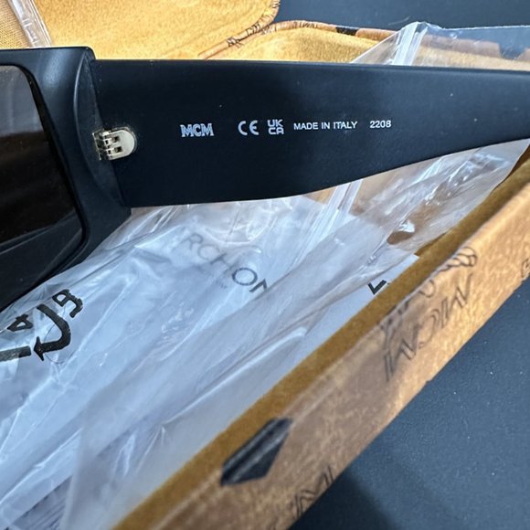 MCM Grey Shield Unisex Sunglasses main image 7